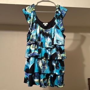 Cato plus size 18/20W top. Layed ruffled sleeveless.